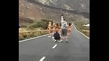 Preview 2 of Chubby Girl Picked Up On Street - fotos en el Teide Tenerife