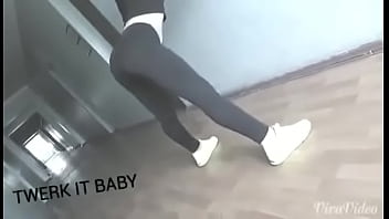 Preview 1 of 21tube Film - Twerking
