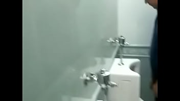 Preview 2 of Xex Xxx Ld Com - toliet spy 1