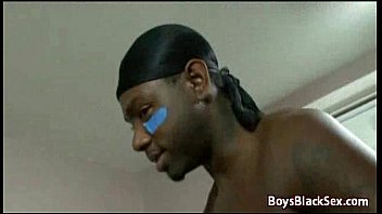 Preview 1 of San Amti - White guy sucking black cock like a champ 11