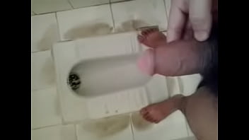 Preview 2 of Fat Hdima Zahra Fes - Pissing at home toilet