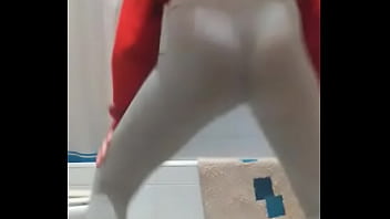 Preview 1 of Belyth Full Italian Incest - Twerk en el ba&ntilde_o