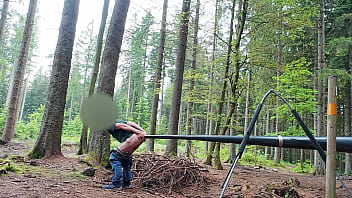 Preview 2 of Cute Boys Sex Puck - Found this thing while hiking in the woods so I stuck it up my ass - 60fps