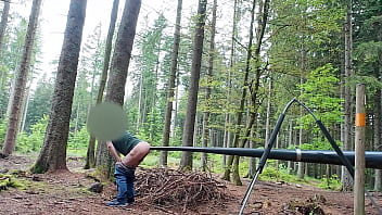 Preview 3 of Cute Boys Sex Puck - Found this thing while hiking in the woods so I stuck it up my ass - 60fps