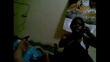 Preview 4 of Tie Hog - Desi aunty show her boobs scandel video