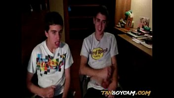 Preview 4 of Night Nidia Firts Seys Xxx - Boys Jerksoff each other on webcam