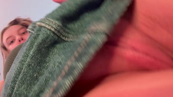 Preview 3 of Dog Wit Girel Sex Vibeo - Luring with my ass,  showing my armpits and masturbating.