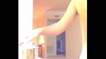 Preview 3 of Mota Magir Chuda Chudi - Loiro chupando e comendo o cuzinho com vontade