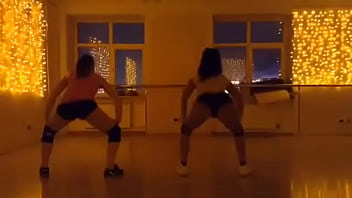 Preview 2 of Best Like Fuking Video - TRY ⤵  ? TWERKOUT by dirtytwerking nylons  ? milfs  216313