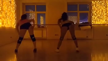 Preview 3 of Best Like Fuking Video - TRY ⤵  ? TWERKOUT by dirtytwerking nylons  ? milfs  216313