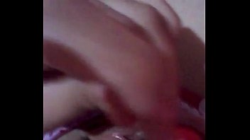 Preview 4 of He S Giving Her A Hard Time - Morena Chupando um pirulito e provocando