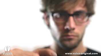 Preview 3 of Amateurs Ir - Smell Her Vagina,  For Real - Vulva Original