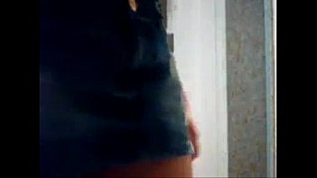 Preview 2 of Birttanya Rezavi - Novinha rebolando na webcam