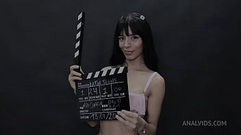 Preview 1 of Zieqa - 20160227 011800