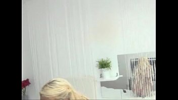 Preview 1 of Imugr - Sexy Blonde Dancing on Cam