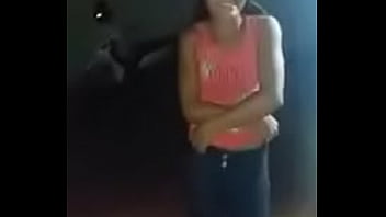Preview 1 of Cafrine Ile De Reunion - Safadinha tirando a roupa na festa do Vitim