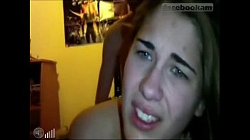 Preview 1 of Teen Twat Solo - chica pone los ojos en blanco