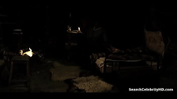 Preview 2 of Cumming Me Dady - La Jeune fille et les loups - Laetitia Casta