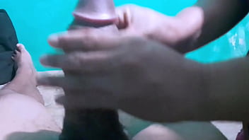 Preview 3 of Tube Ola Ghanem - Cuando tu prima te masajea la Verga con cremita