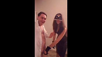 Preview 3 of Kocas N Siken Kad Nlar - Princess Marx squeezes and slaps Andrea Dipr&egrave_&#039_s balls