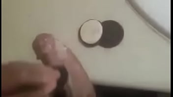 Preview 2 of Crack Hd - greg fuck oreo in homeade aventure! !!!!!!! twink shoves cockolate delight in