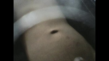 Preview 1 of Dubai Busty Girl - Espa&ntilde_ol masturbandose