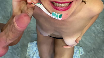 Preview 3 of Hhdteue Xxx - Stepmom brush teeth with fresh sperm load