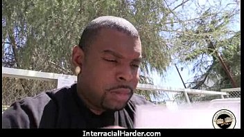 Preview 1 of Aktiv Moms 3gp - White Whore Screams in Pleasure from Huge Black Cock 6
