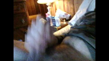 Preview 2 of Sholder Kiss - VID 20160210 093102