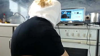 Preview 2 of Catether Nose - slut sexydea fingering herself on live webcam