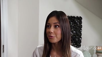 Preview 1 of Xxx Voim - Teen Latina XXLayne Nuru Magic Leaves A Worried Man Smiling For Weeks
