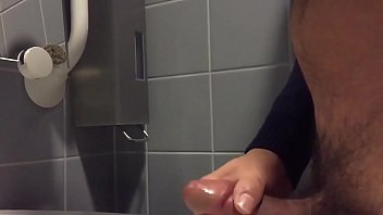 Preview 1 of Mlb Madison Rose Outdoor - Multiple cumshots for Alexis Texas - slomotion