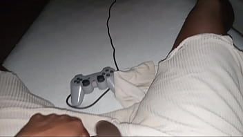 Preview 1 of Mom Son Enjoy Home - On the game stroke 4