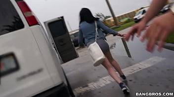 Preview 4 of Angel Lesbian - Scarlett&#039_s wild ride on the bus