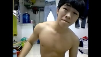Preview 1 of Full Dish Clotges - Hotboy Ton Duc Thang - 2.MP4