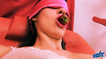 Preview 2 of Faketaxi Iva Full Movie - Hot As Heel Brunette Mouth Playing With Strawberrys