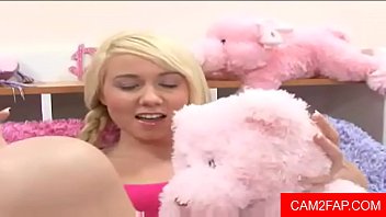 Preview 2 of Juliawww - Teen Fuck