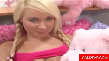 Preview 3 of Juliawww - Teen Fuck