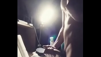 Preview 2 of Chub Old Mgay - Đang học m&agrave_ lấy cặc ra vuốt (part 2)