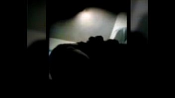 Preview 2 of Brandon Marshall - Hermanas espiadas orinando en el ba&ntilde_o y cambiandose