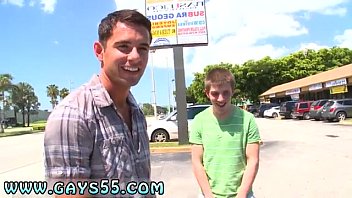 Preview 2 of Chora Levando No Cu - Emo gay boy teen sex Jordan pulls Donny&#039_s pants down to his ankles