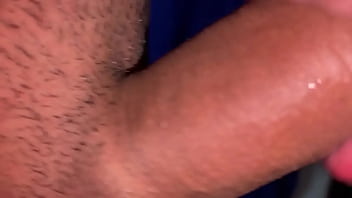 Preview 2 of Gay Giant Cock Massage Cum - LE TENGO UNA SORPRESA A MI NOVIO CUANDO MIS PADRES ESTAN DE VIEJE