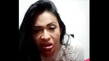 Preview 3 of Aunty Forcing Boy - Madura puta y tetona se masturba para ti