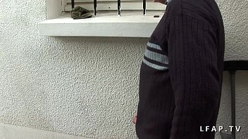 Preview 2 of 2 To 3 Minit Amateur Xxx - Jeune et jolie petite brunette se tape un vieux pervers