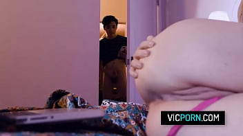 Preview 3 of Jada Fife - Perv stud fucks his friend&#039_s stepsister Anny Aurora after he caught her camming