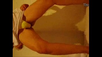 Preview 2 of Gaga Dildo - Quiere que le instale un tubo para baile mas agusto
