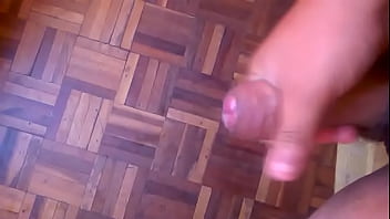 Preview 2 of Bonne Partouse - homem se masturbando