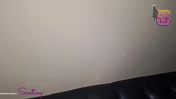 Preview 1 of Old Indian Man Xnxx - Safada da pra dois e no final leva porra pelo corpo