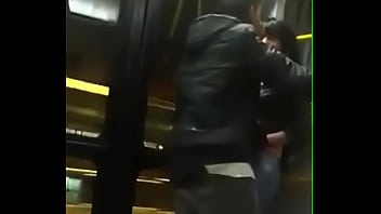 Preview 3 of Marathi Sxi Bulu Film - Mujer se orina en el transmilenio bus de bogota