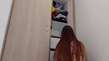 Preview 3 of Sex Rapes Estate Agent - La sensualidad de una mujer con curvas al cambiar de ropa